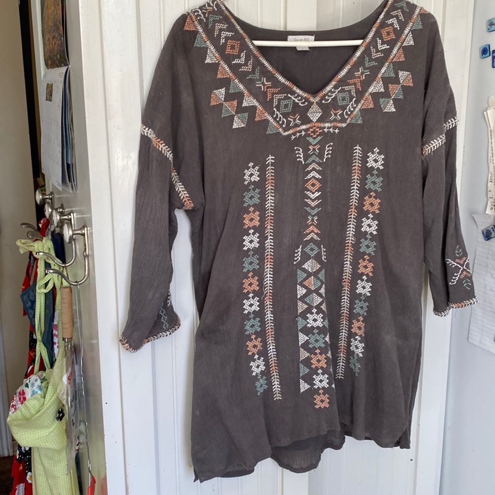 Garnet Hill Embroidered Cotton Tunic  Size 6